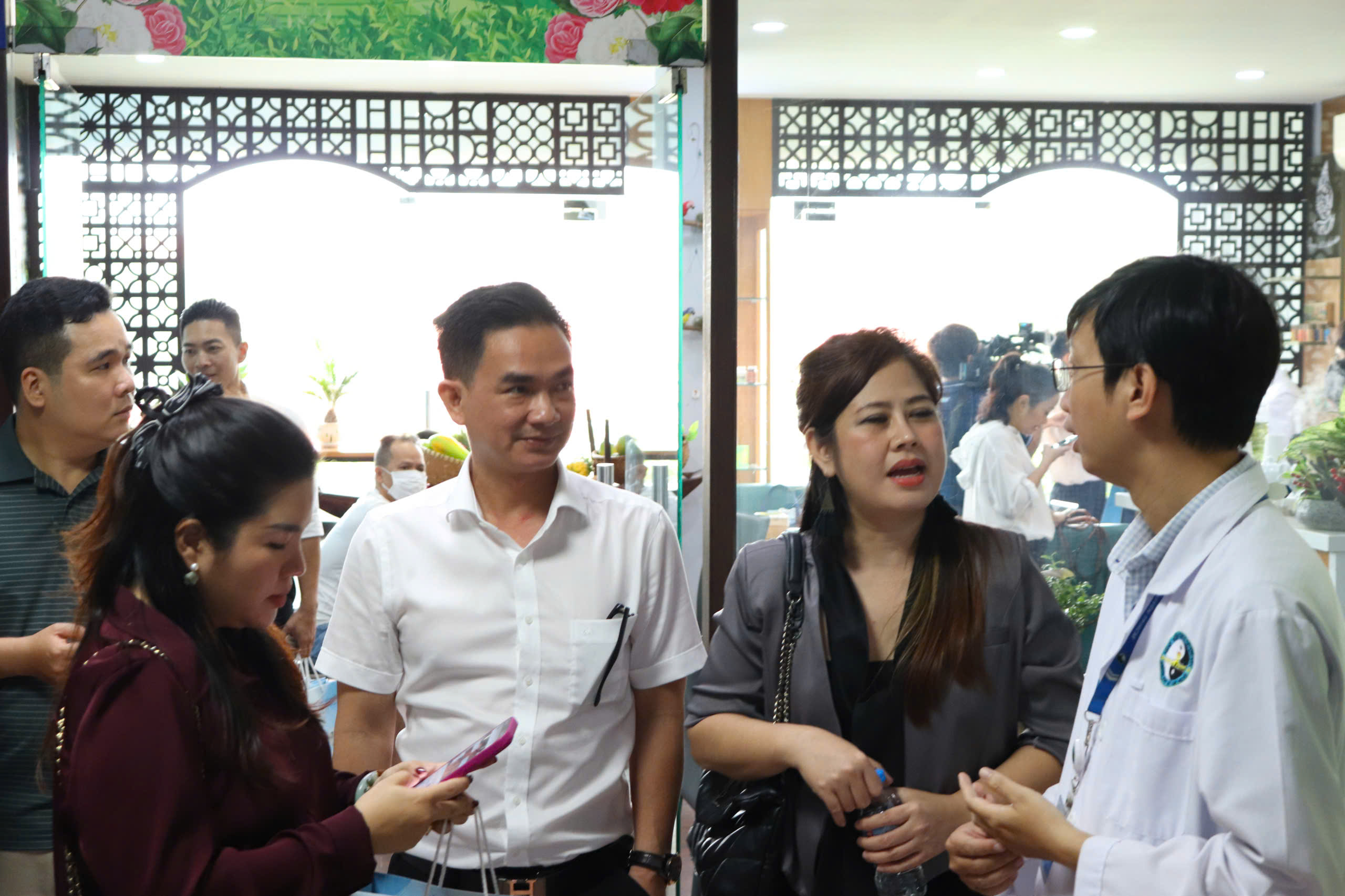 d70bbeef 2bdc 4a32 aa2d 63c694ae2ac9