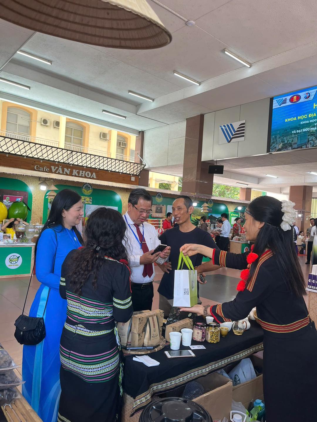 576945018 1406883374777693 7442047946316188344 n