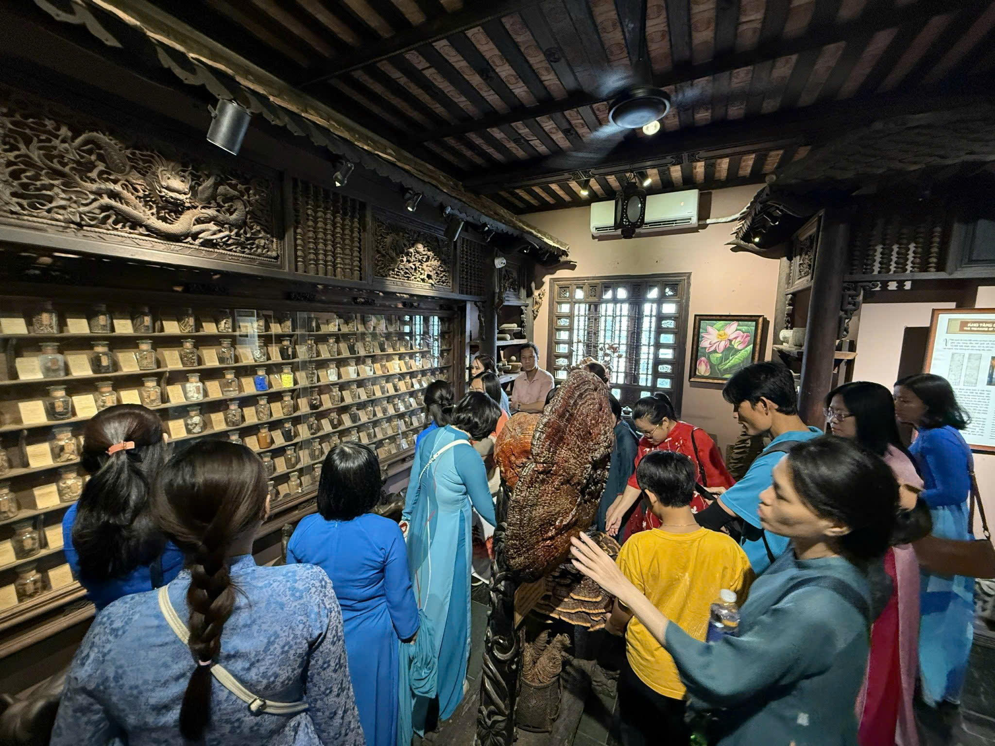 648145689 1512718977527465 2837832195736224872 n